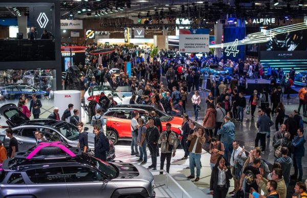 Le salon de l'automobile  Paris en 2024