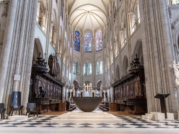 Mobilier-Notre-Dame-de-Paris